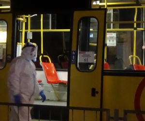 Motorniczy oskarżył pasażerkę o zakażenie koronawirusem