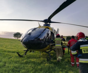 Śmiertelny wypadek auta z przyczepą kempingową w powiecie braniewskim. Nie żyje 35-latek