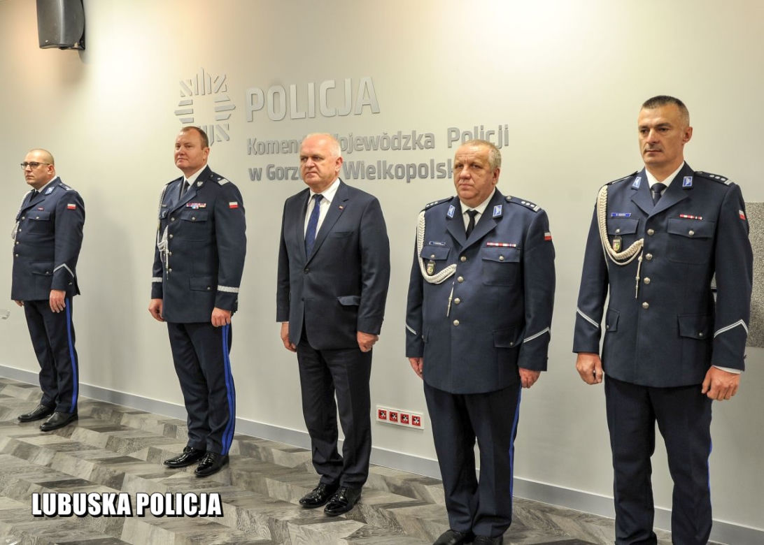 Ślubowanie nowych policjantów w Komendzie Wojewódzkiej Policji w Gorzowie Wlkp.