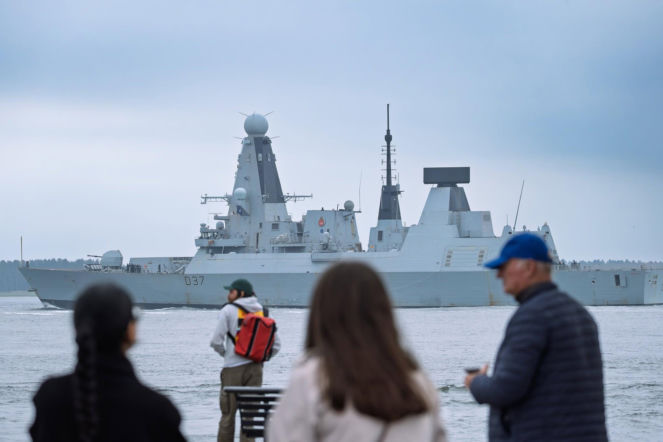 Brytyjskie siły zbrojne w 2026 roku. Mniej fregat i śmigłowców, więcej F-35, Ajaxów oraz Boxerów