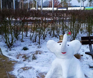 Rzeźby ze śniegu na pętli Głębokie