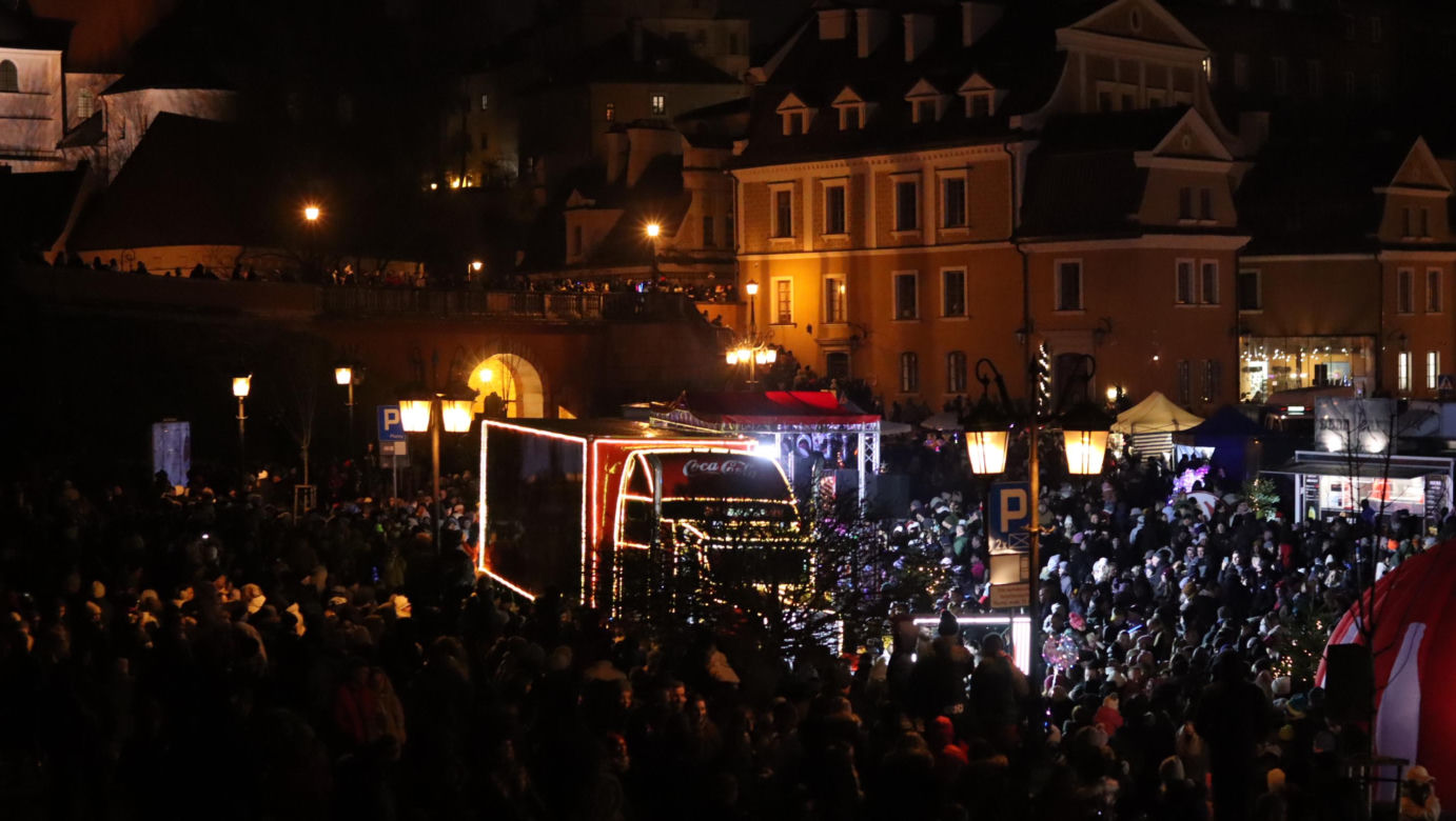 Ciężarówka Coca-Coli w Lublinie! Miasto jeszcze nigdy nie wyglądało tak magicznie! [ZDJĘCIA]