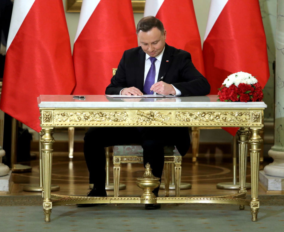 Spór Kaczyńskiego z Dudą o szczepienia