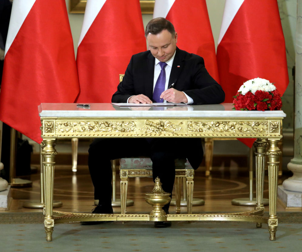 Spór Kaczyńskiego z Dudą o szczepienia