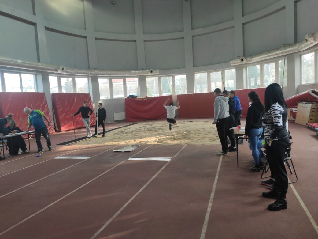 Mikołajkowe zawody lekkoatletyczne
