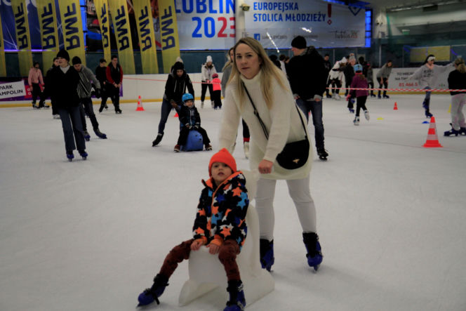 Zimowy PGE Narodowy zawitał do Lublina. Na Icemanii nie brakuje fanów łyżwiarstwa!