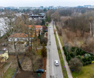 Tramwaj wzdłuż Pola Mokotowskiego budzi protesty. Trzaskowski: „Zbudujemy. Kropka”