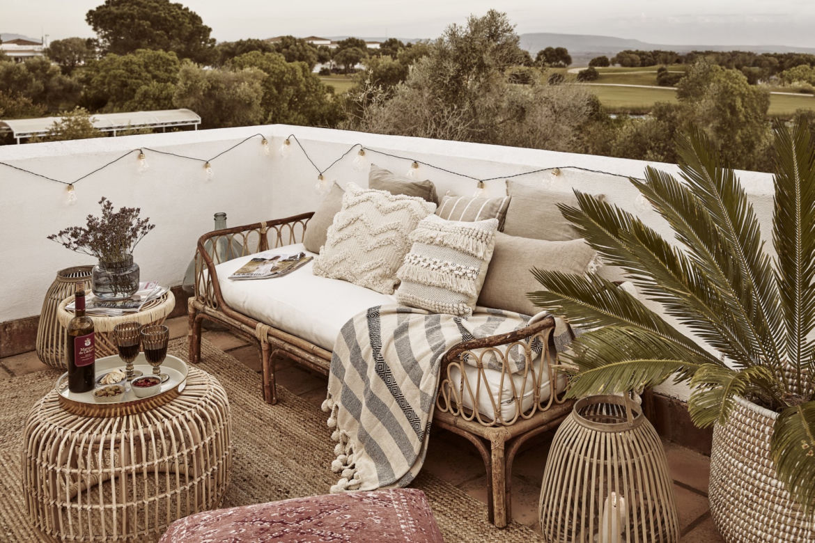 Taras i balkon w stylu boho – ponadczasowe plecionki