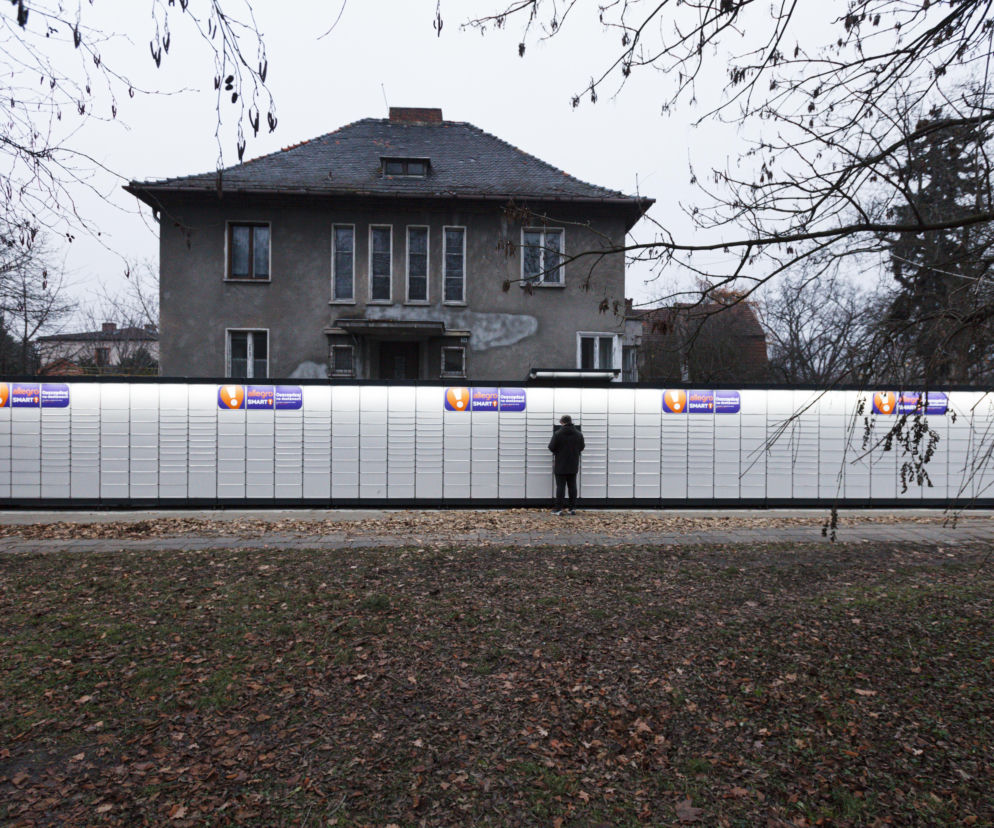 Gigantyczny paczkomat zniknie z Biskupina