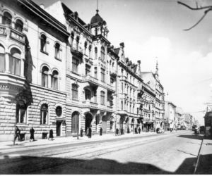 Łódź. Ulica Piotrkowska - zabytkowe kamienice, rok 1943