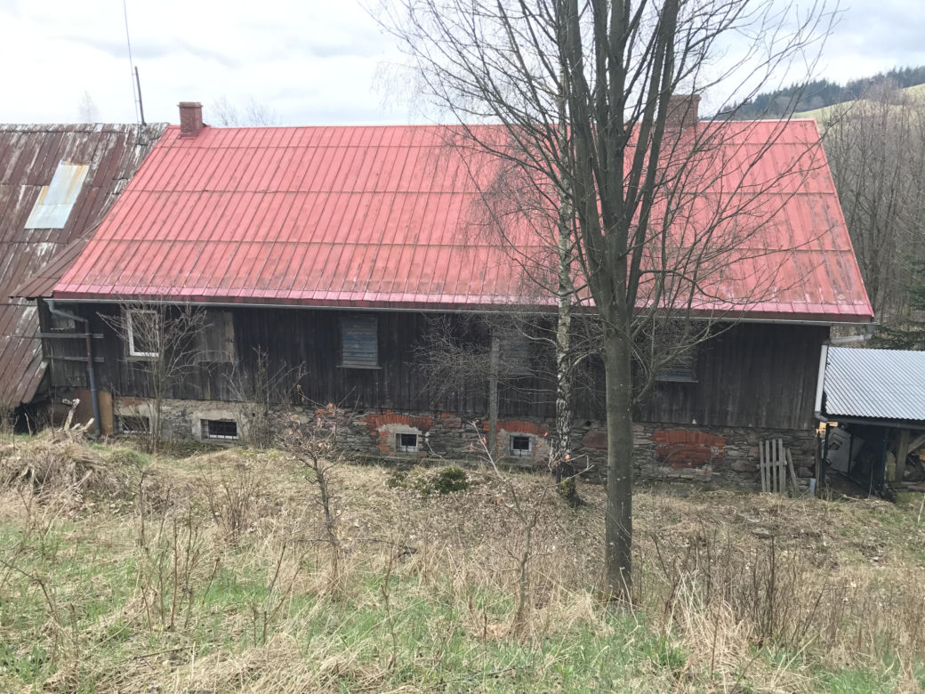 Przebudowa poniemieckiego domu. Zobacz zdjęcia przed i po 
