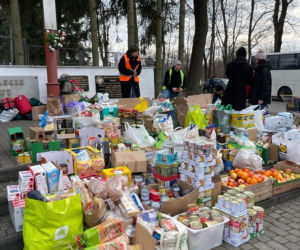 Ukraińscy pogranicznicy mają spore problemy z odprawą uchodźców uciekających przed wojną