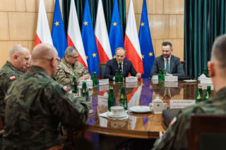 Prezydent Karol Nawrocki zawetuje ustawę SAFE? Tusk ma plan B