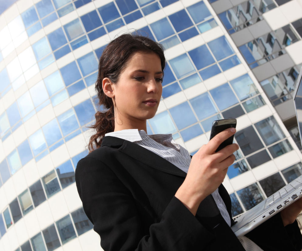 KOMPUTER TELEFON TABLET