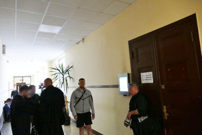 Groziła taksówkarzowi nożem. 32-latka z Łodzi skazana