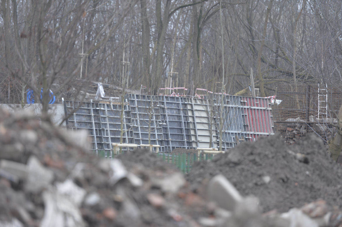 Prace wokół Kopca Powstania Warszawskiego