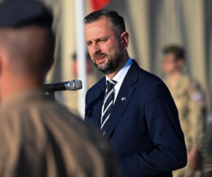 Związki partnerskie z rocznym opóźnieniem? MON zaskakuje nową propozycją