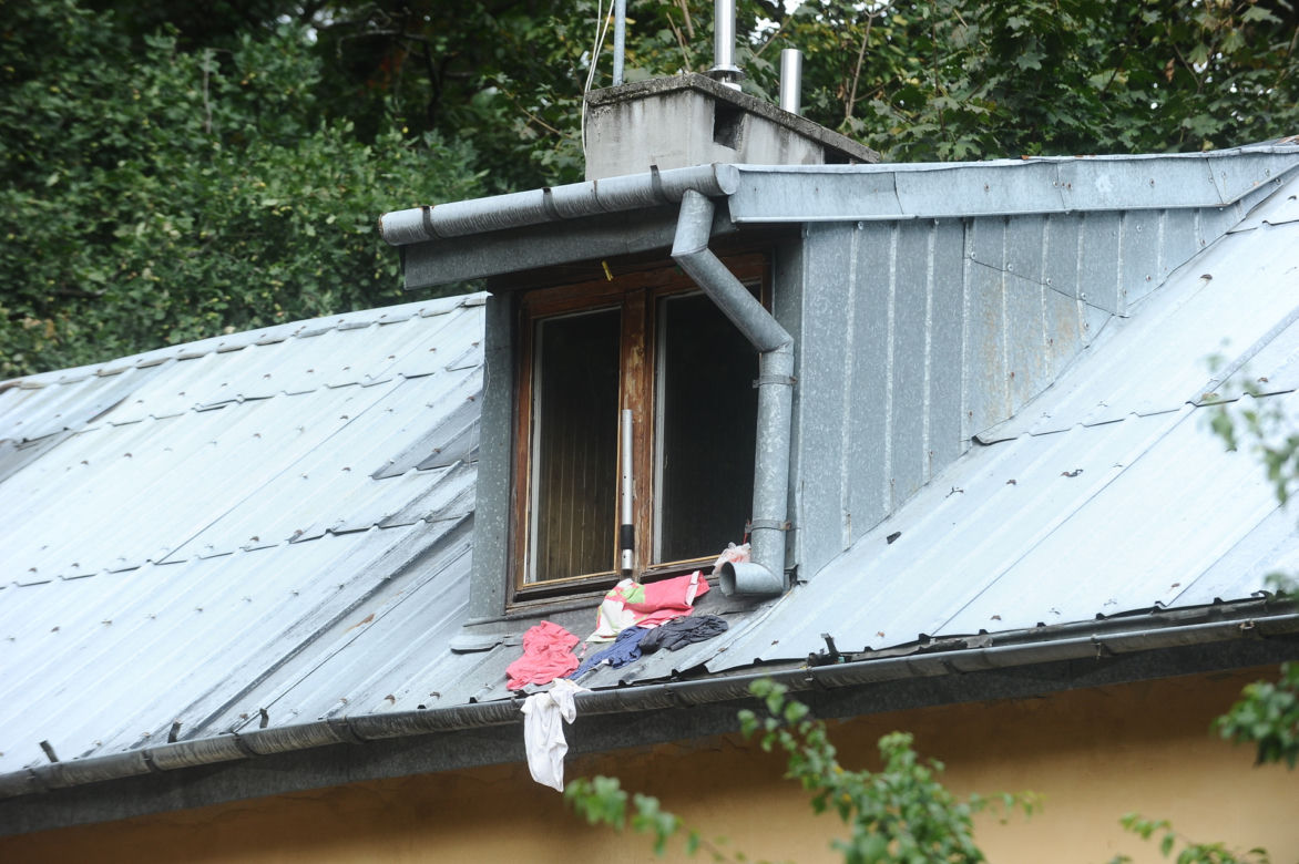Spłoną hostel w Piasecznie. Strażacy znaleźli zwęglone ciało