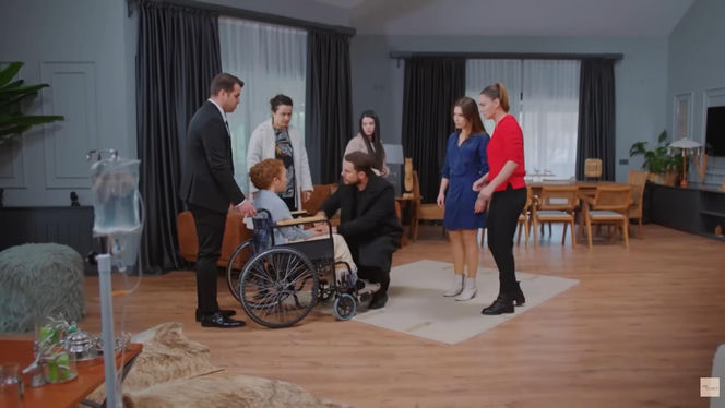 Miłość i nadzieja, odcinek 337. Kuzey, Sila, Hulya, Bahar, Cavidan, Yildiz