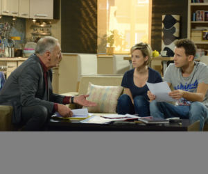 Pierwsza miłość. Sabina (Urszula Dębska), Radek (Mateusz Banasiuk), Karol Weksler (Karol Strasburger)