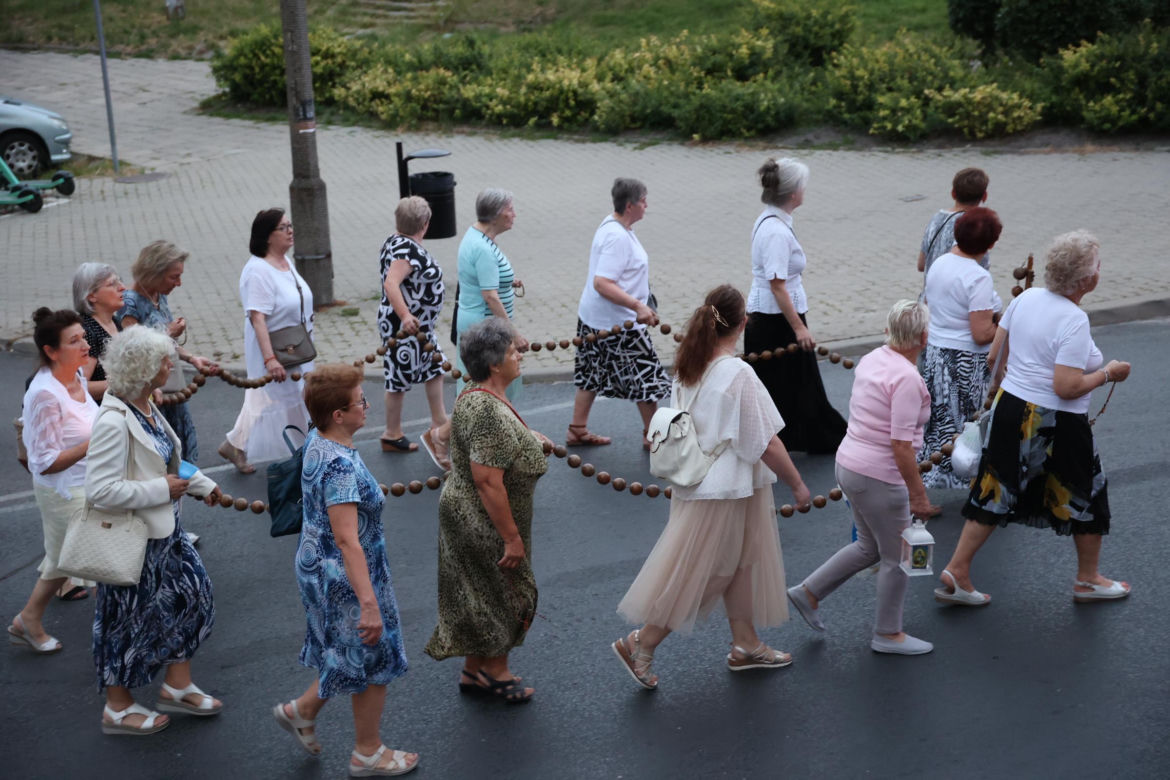 76. rocznica Cudu Lubelskiego. Procesja różańcowa w centrum Lublina