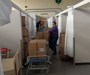 Szpital tymczasowy w Białymstoku przy ul. Wołodyjowskiego [ZDJĘCIA]