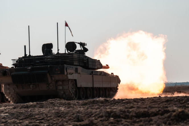 Ogień i precyzja na poligonie w Orzyszu. Intensywne szkolenie ogniowe na czołgach K2