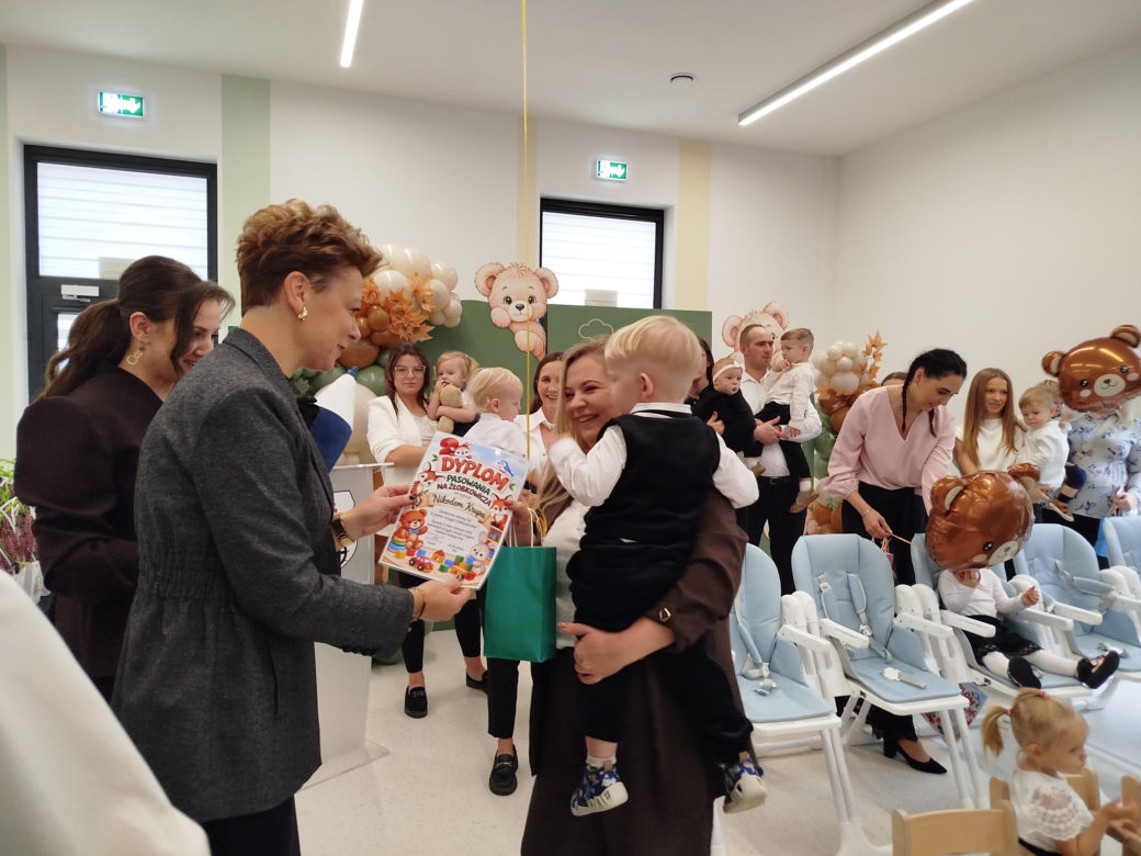 Otwarcie Żłobka w Mokobodach i pasowanie na żłobkowicza