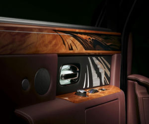 Rolls-Royce Phantom Pinnacle Travel