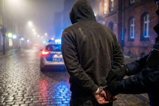 Atak nożownika w Oleśnicy. Ojciec usiłował zabić partnera córki