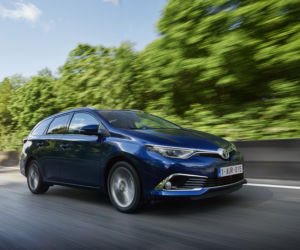 2015 Toyota Auris Touring Sports facelifting