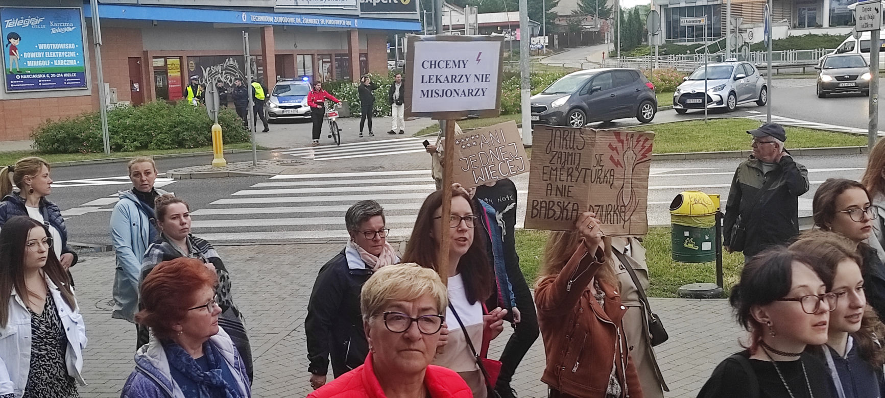 Protest kobiet "Ani jednej więcej!" w Kielcach (14 czerwca 2023)