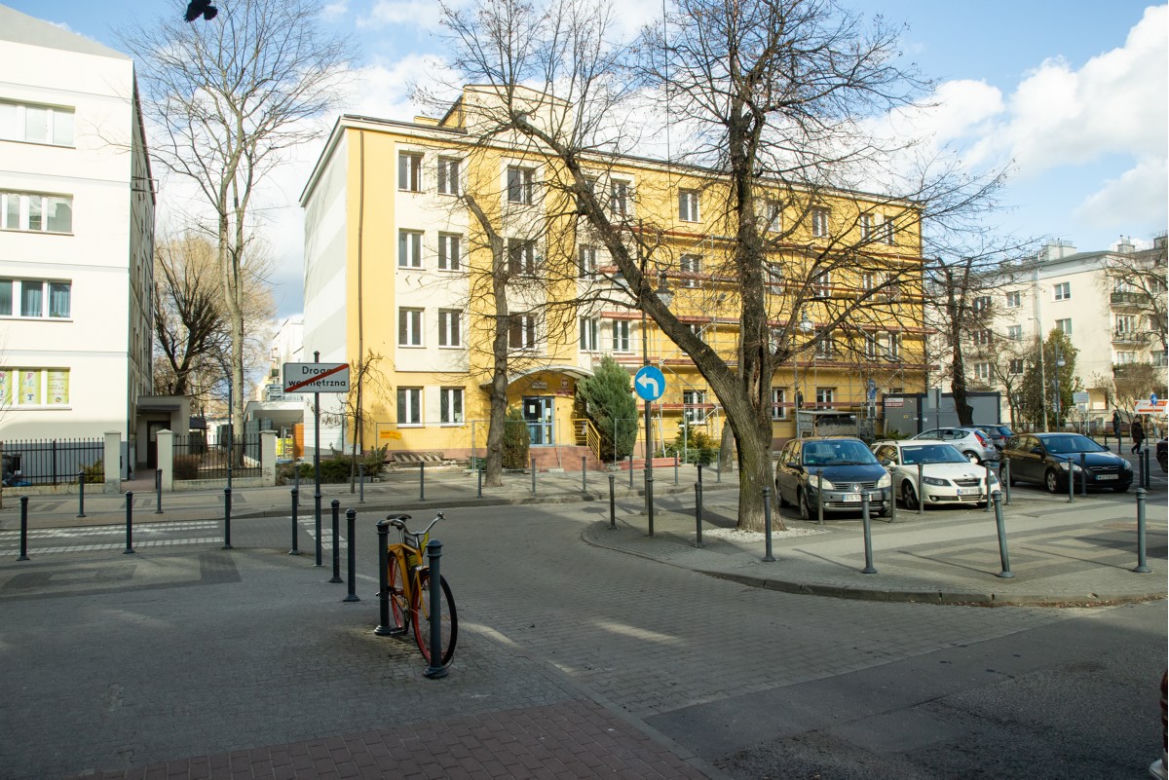 SKANDALICZNA INTERWENCJA POLICJANTÓW Z PRUSZKOWA! DZIECKO POSIKAŁO SIĘ W MAJTKI 