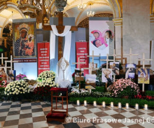 Częstochowa. Grób Pański na Jasnej Górze, aborcja i... strajk kobiet. Mocna akcja duchownych 