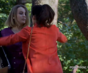 M jak miłość. Kinga (Katarzyna Cichopek), Kamila (Anna Gorajska)
