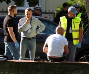 Jakub miał dziś urodziny. Chwycił nóż i zaczął atakować. Był cichy, nie rzucał się w  oczy