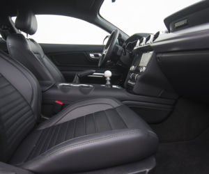 Ford Mustang Bullitt 5.0 V8 6MT