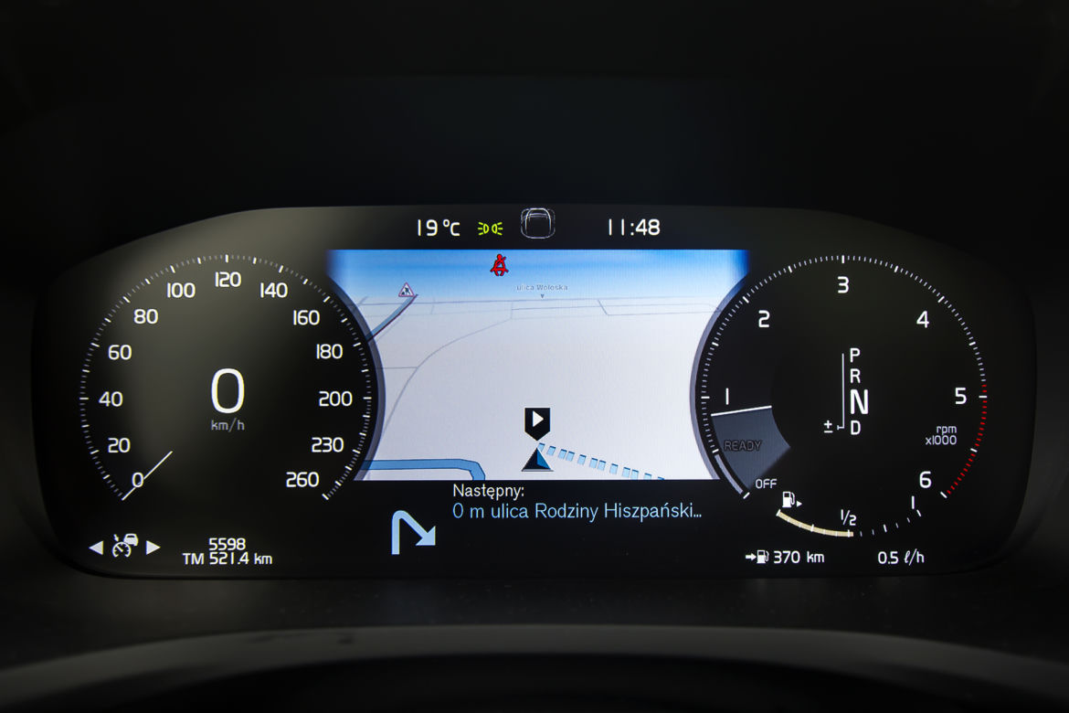 Volvo V60 D4 8AT Inscription