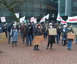 Protest pracowników łódzkich uczelni. Domagają się podwyżek 