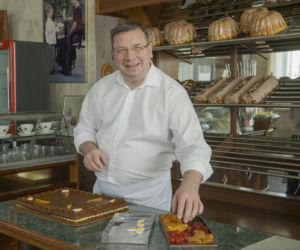 Wójcik zdobi mazurka 