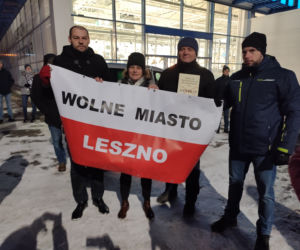 Protest przeciwko segregacji sanitarnej w Lesznie