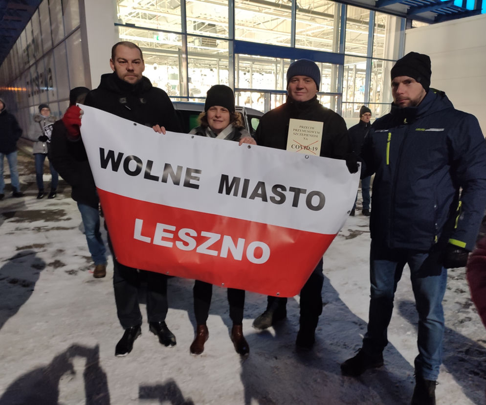 Protest przeciwko segregacji sanitarnej w Lesznie
