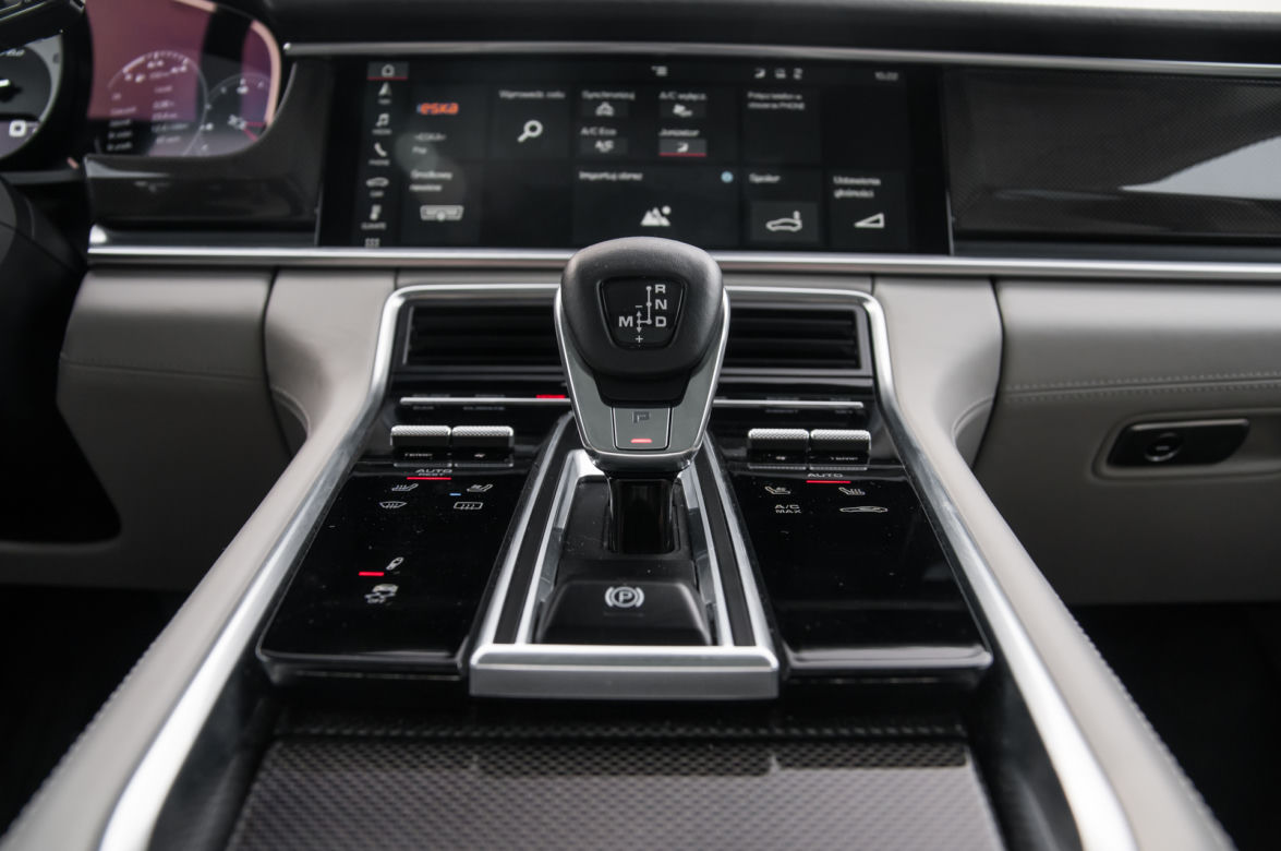 Porsche Panamera Turbo Sport Turismo 4.0 V8 550 KM