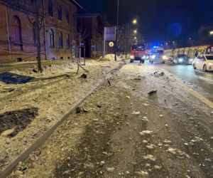 Warszawa: Tramwaje skierowane na objazdy! Zdarzenie z udziałem BMW