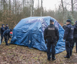 Policjanci w akcji! W użyciu helikopter, sprzęt noktowizyjny i termowizyjny oraz nawigacja