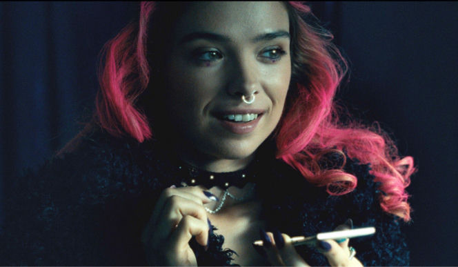 Katarzyna Gałązka w filmie Król dopalaczy