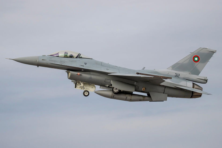 Polska pomoże Bułgarii utrzymać MiG-29 i F-16. Premier Radev dziękuje za współpracę z WZL-2