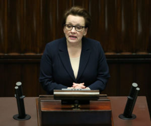 ZUPEŁNIE odmieniona Anna Zalewska! Jest nie do poznania