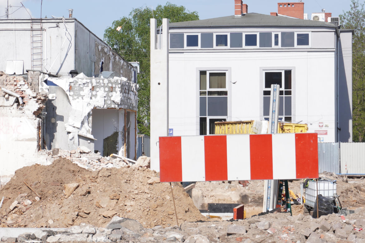 Na Górczynie powstaje nowy sklep. Po dawnym Górczyńskim Centrum Handlowym nie ma już nic
