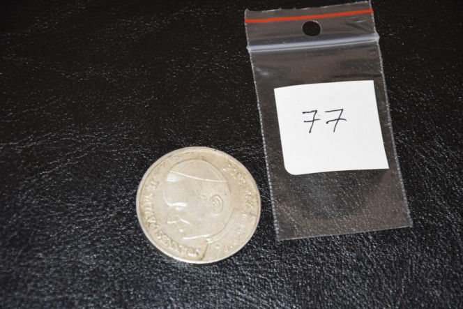 Rozpoznajesz te błyskotki? Policja poszukuje właścicieli bizuterii i kosztowności